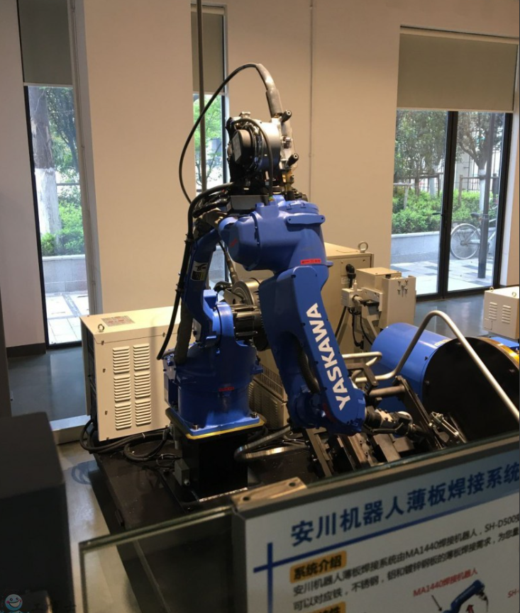 安川焊接機器人MA1440