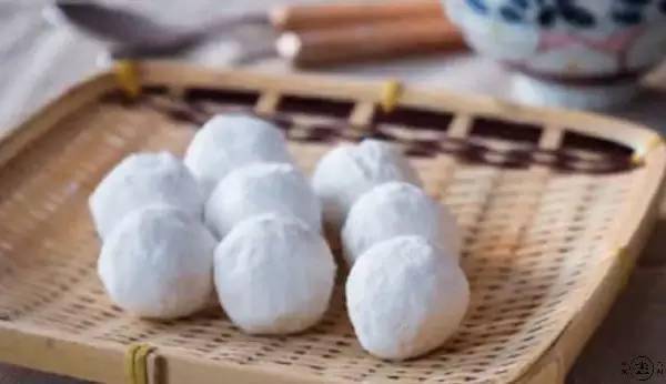 花燈如晝?cè)?，你可愿等我在燈火闌珊處